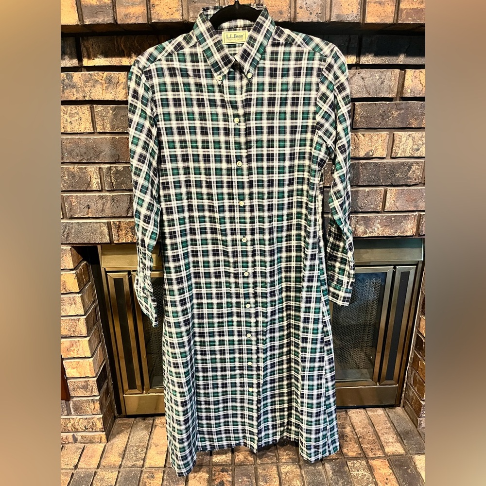 L.L. Bean Green and White Midi Dress
